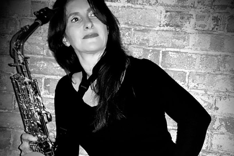 Essex Saxophonist for Hire_Live Saxophone Music for Private Parties with Niki 